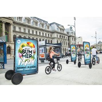 Reklámutánfutó „Clever“ kerékpárokhoz