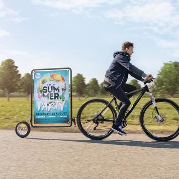 Reklámutánfutó „Extra“ kerékpárok számára