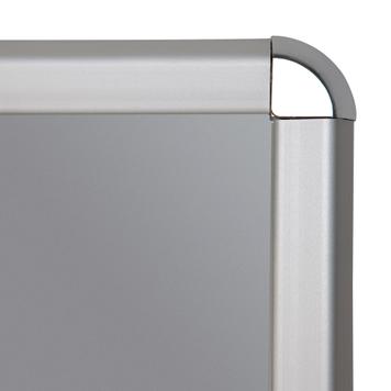 Megállítótábla, 32 mm-es profil, ezüst színű