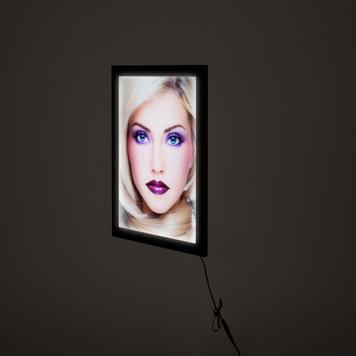 LED világító plakátkeret „Ecomag”, fekete, egyoldalas